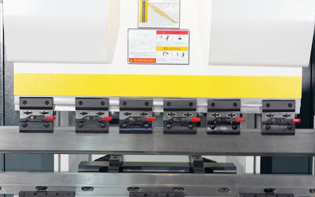 數(shù)控折彎?rùn)C(jī)的組裝注意事項(xiàng)