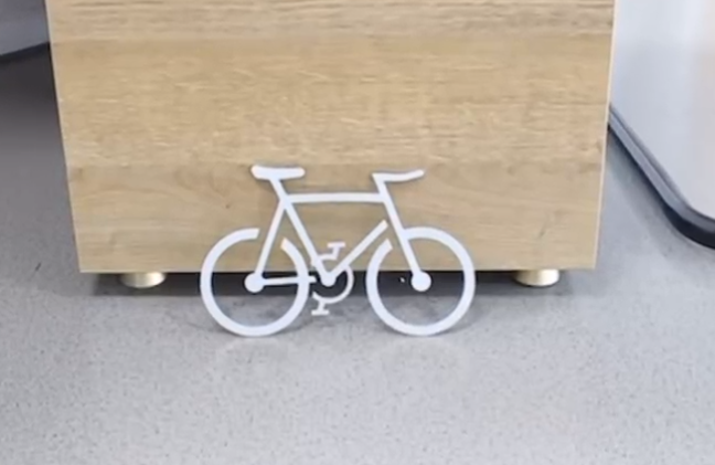 一起欣賞激光切割機的靈巧