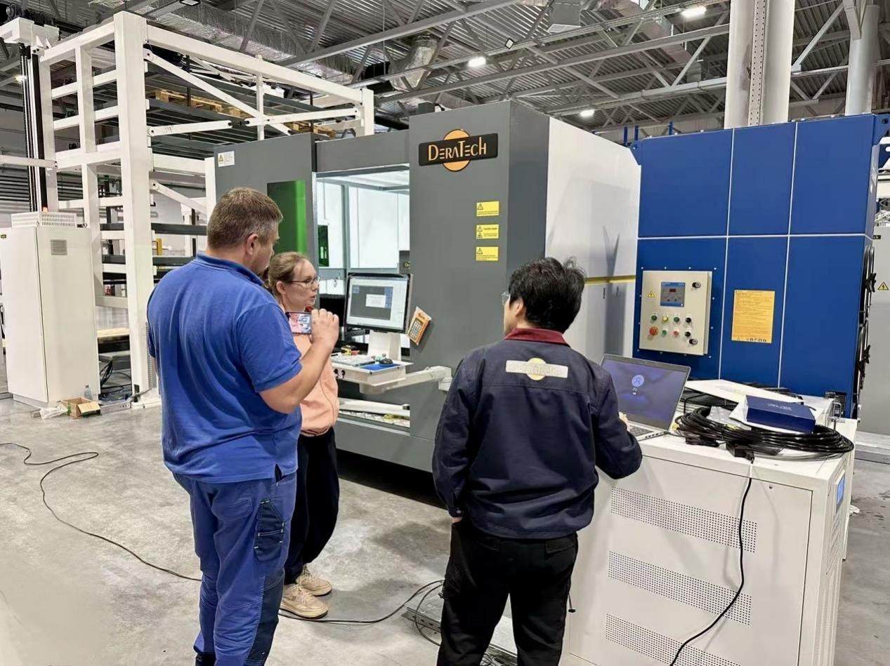 瑞鐵又一條鈑金自動(dòng)化產(chǎn)線進(jìn)入交付調(diào)試